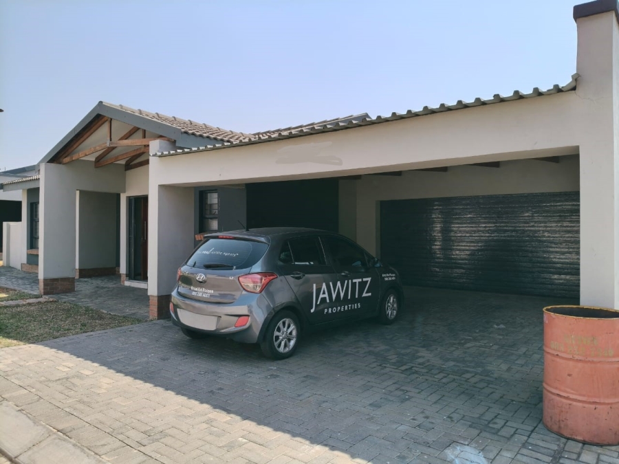 3 Bedroom Property for Sale in Waterkloof A H North West